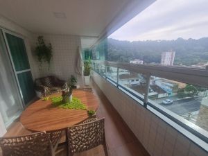 Apartamento 3 quartos com sacada e piscina no Forte