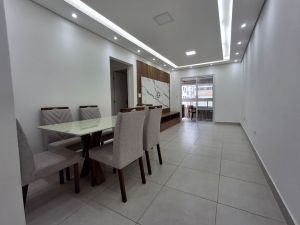 Apartamento a venda 3 su�tes em Praia Grande no Canto do Forte.