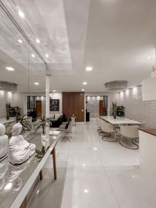 Apartamento 3 suites, vista panor�mica do mar, 3 a 4 vagas demarcadas, Forte/PG