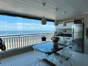 Apartamento 3 quartos sendo 2 su�tes e um closet, vista Panor�mica mar