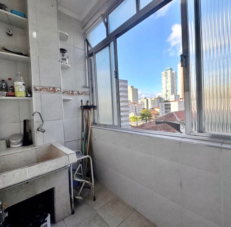 AREA DE SERVI�O
